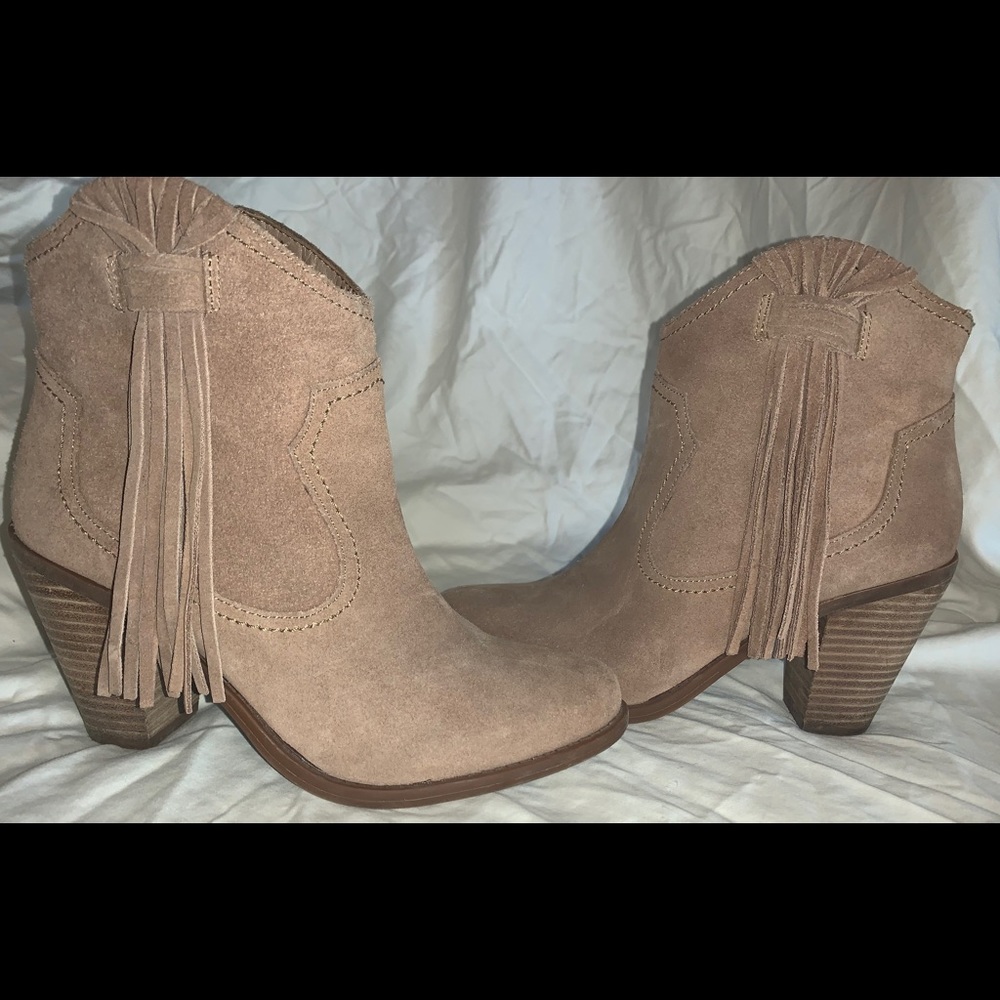 Jessica Simpson Colver Bootie
